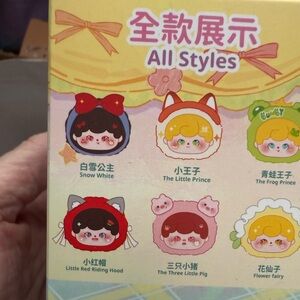 Charming Little Red Riding Hood Playset